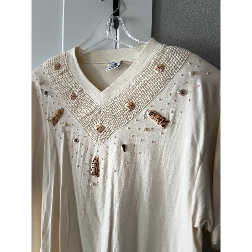 Cesucci One Size Cream Crochet Fish Seashell Embellished V Neck T Shirt Top